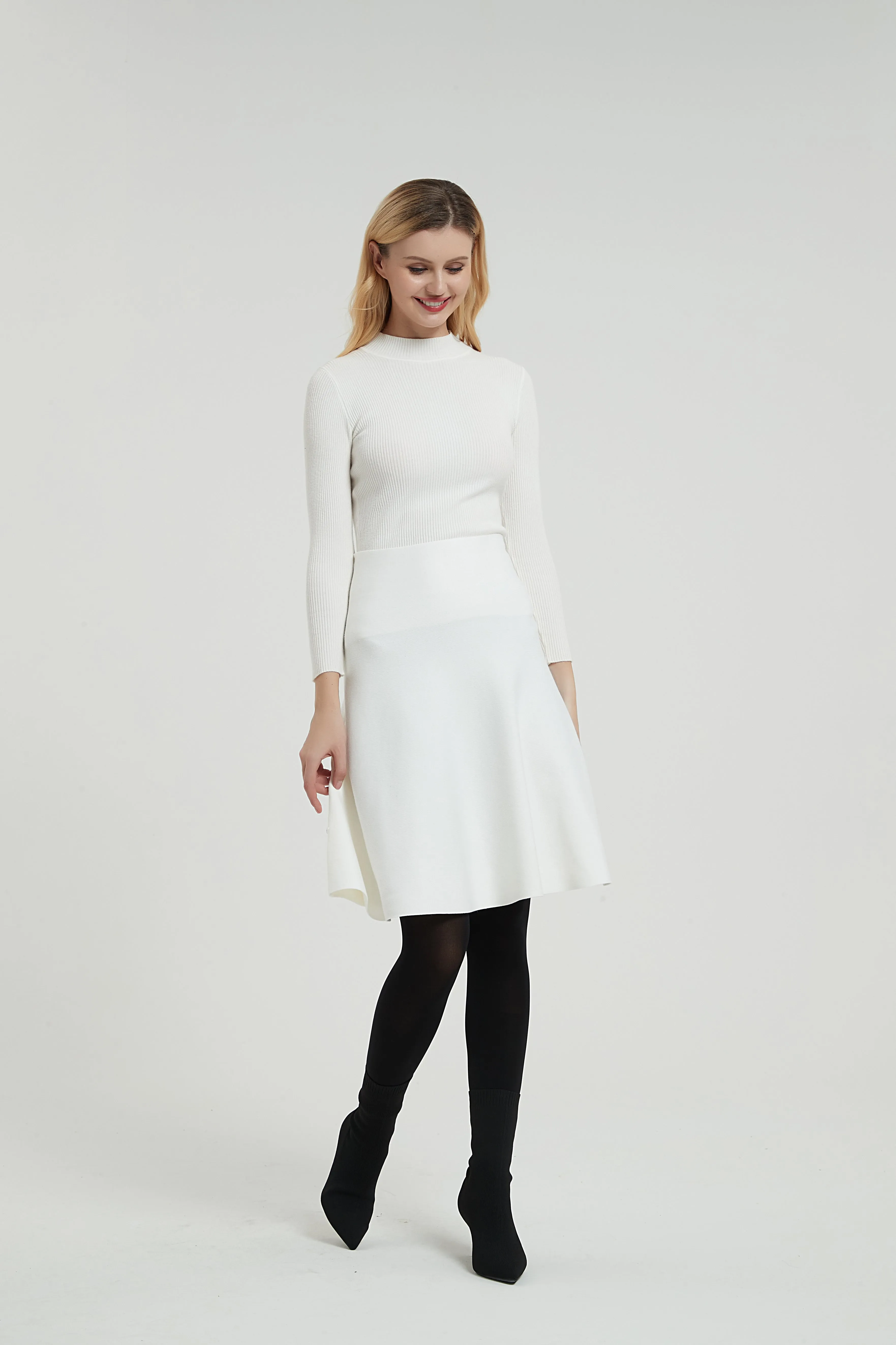 AMAZING MM SKIRT - YEAR ROUND CREAM