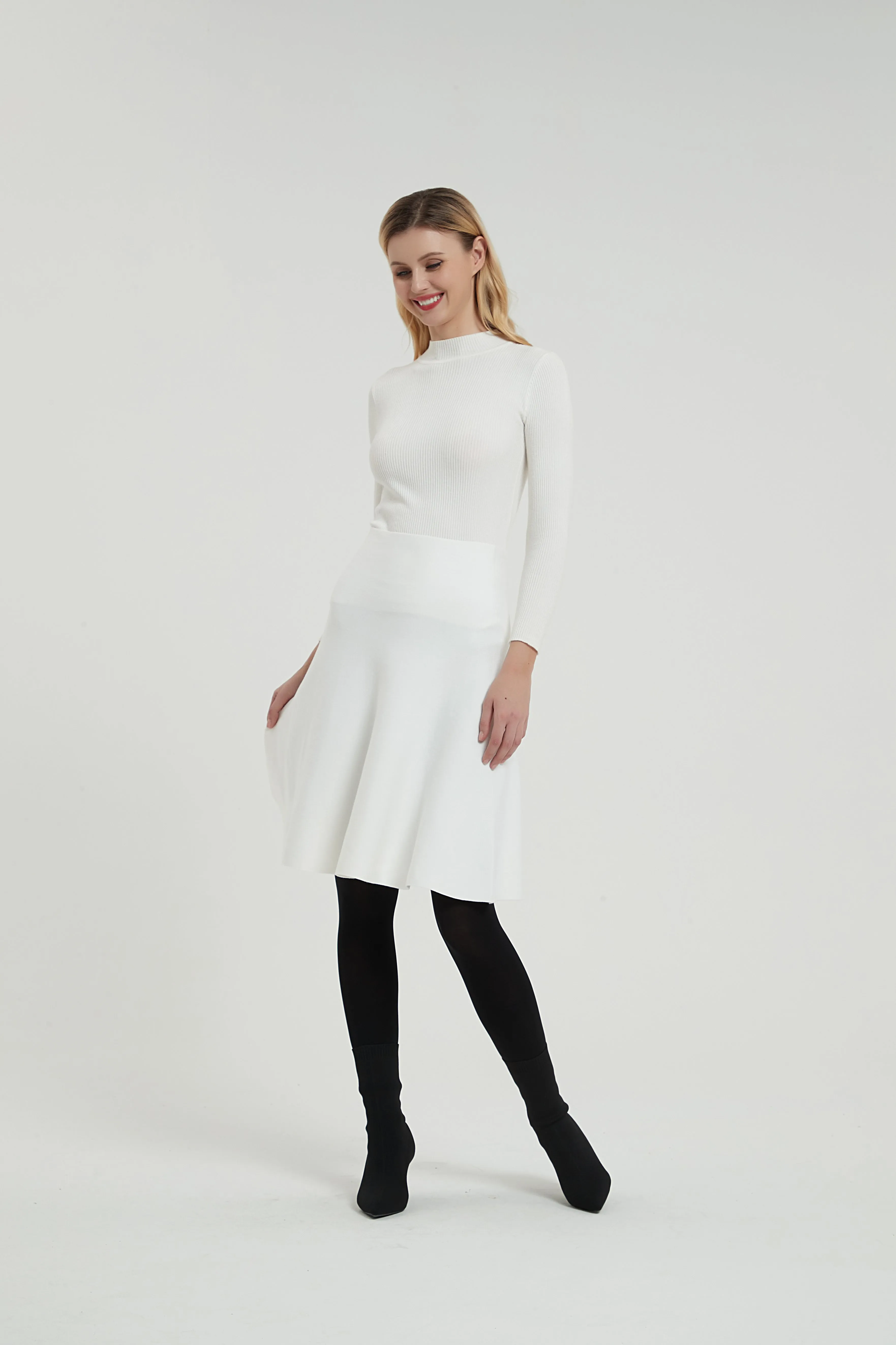 AMAZING MM SKIRT - YEAR ROUND CREAM