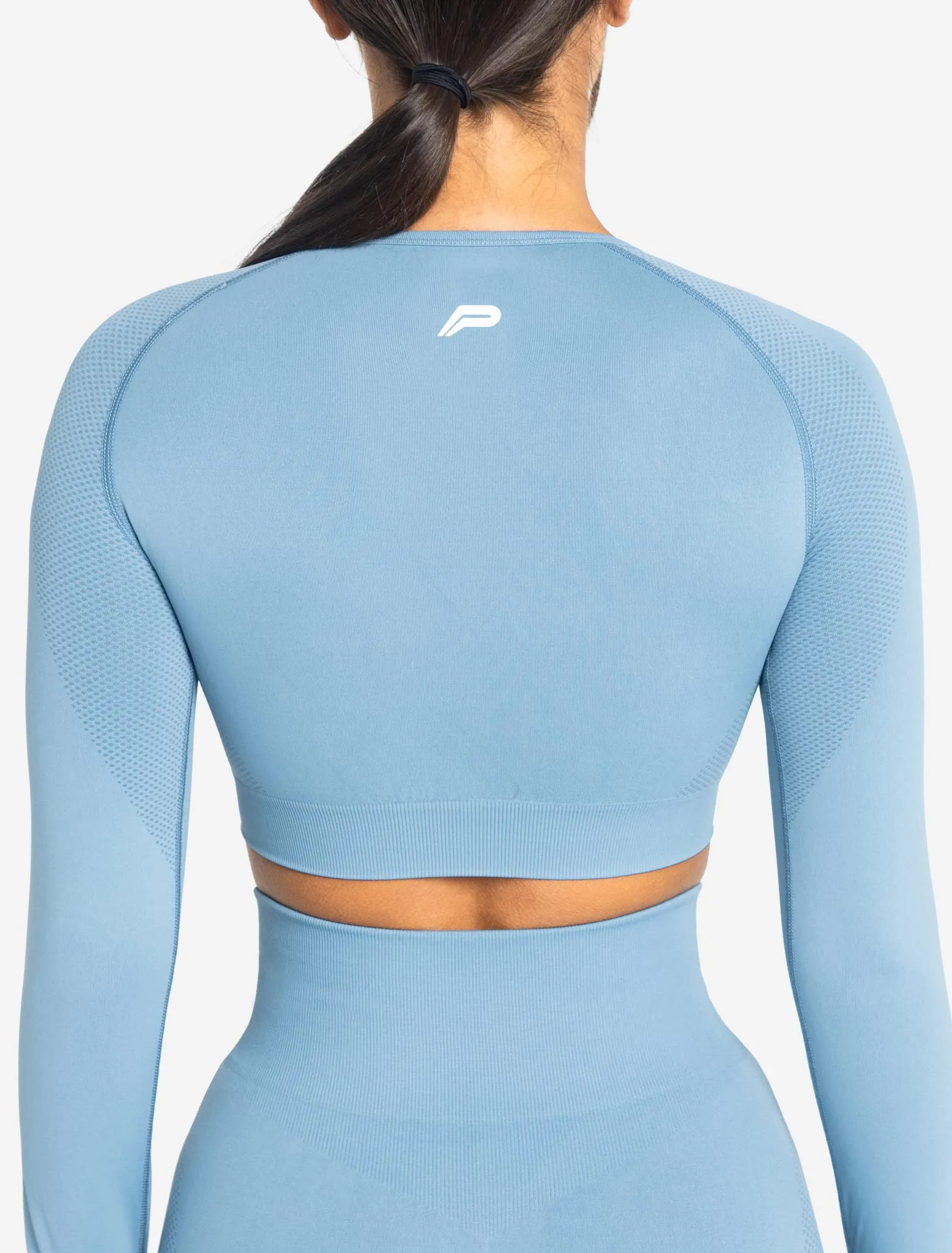 Move Seamless Long Sleeve Crop Top - Sky Blue