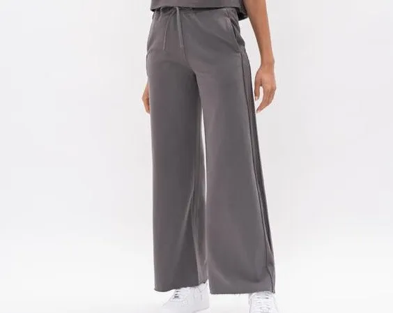 Relaxed Fit Pants