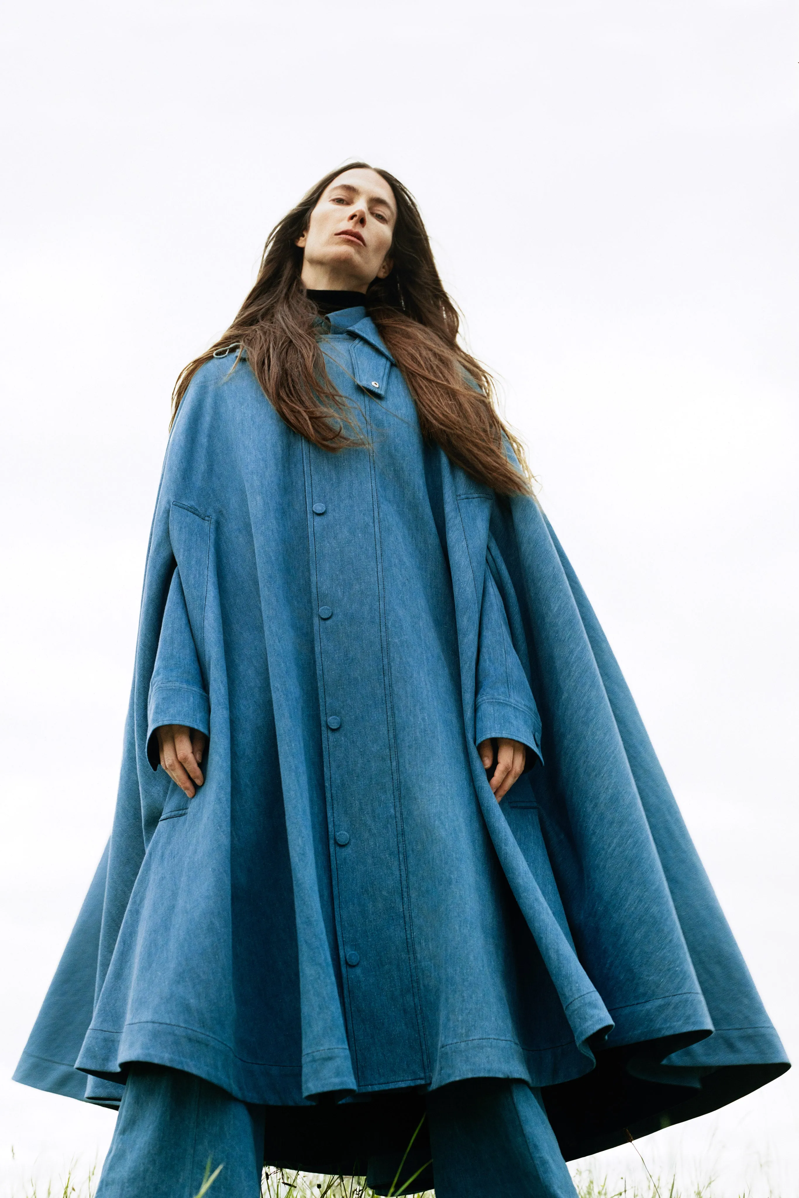 Sway Parker Cape in Light Blue Recycled Cotton Linen Denim