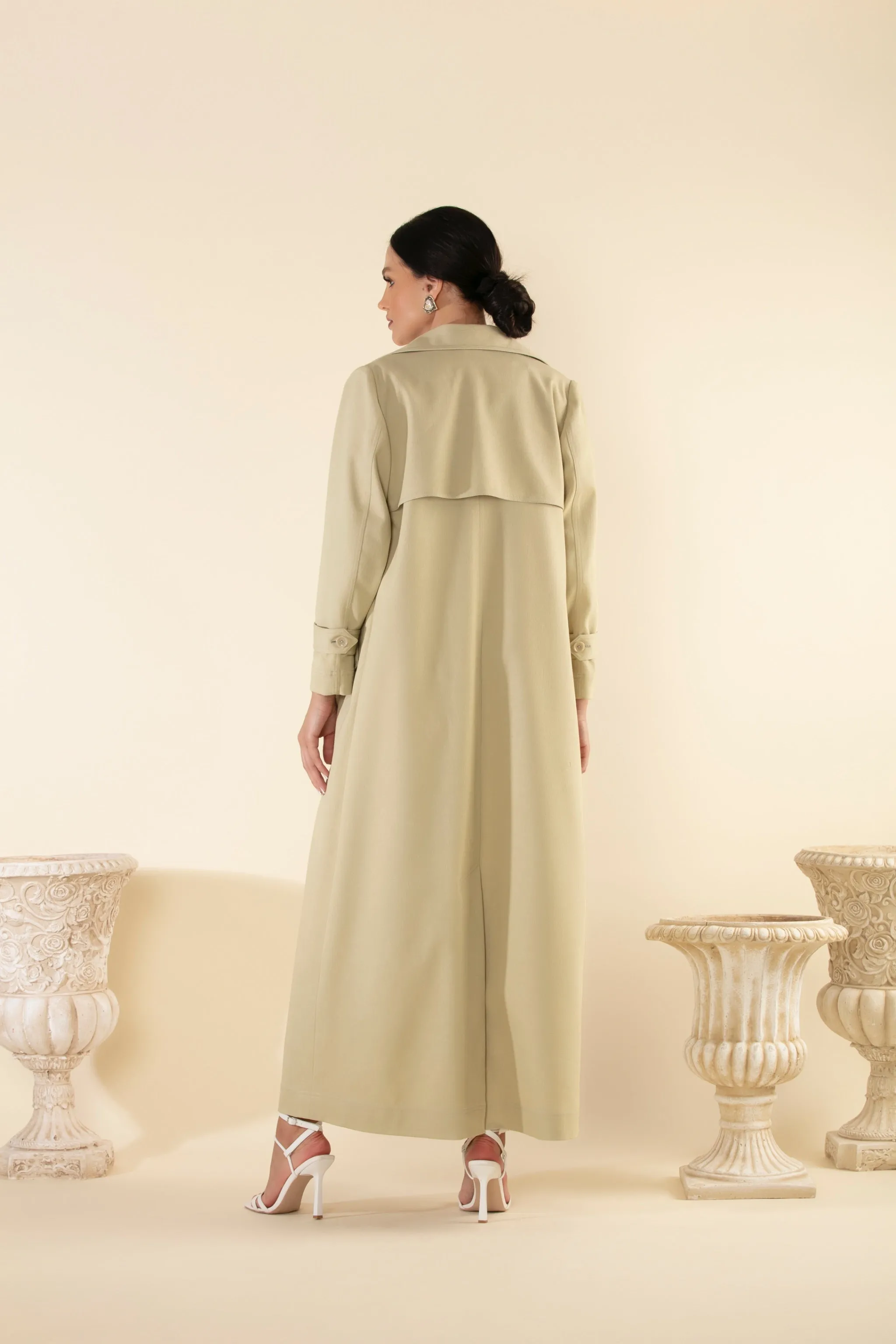 TRENCH COAT IN LIGHT GREEN